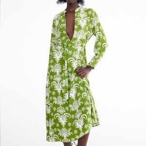 Green midi Zara dress with tie